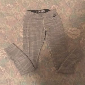 Striped Nike leggings